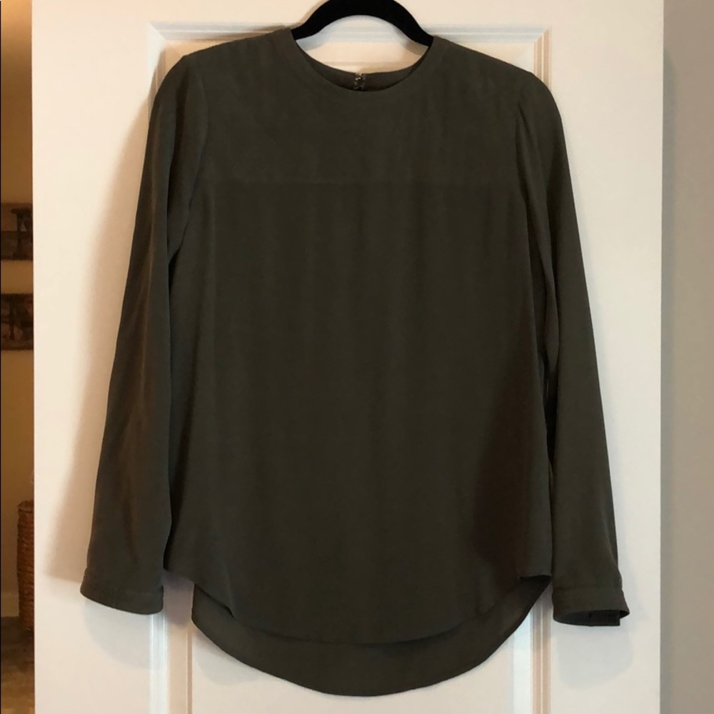 Silk army green madewell top! Worn once!